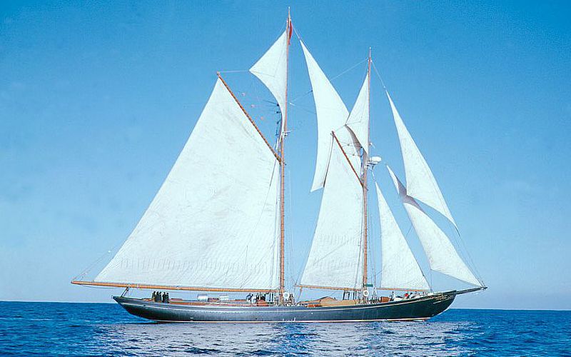 Bluenose II (S Modely-lodí.cz za Bluenose II, část 1) Bluenose II (S Modely-lodí.cz za Bluenose II, část 1)