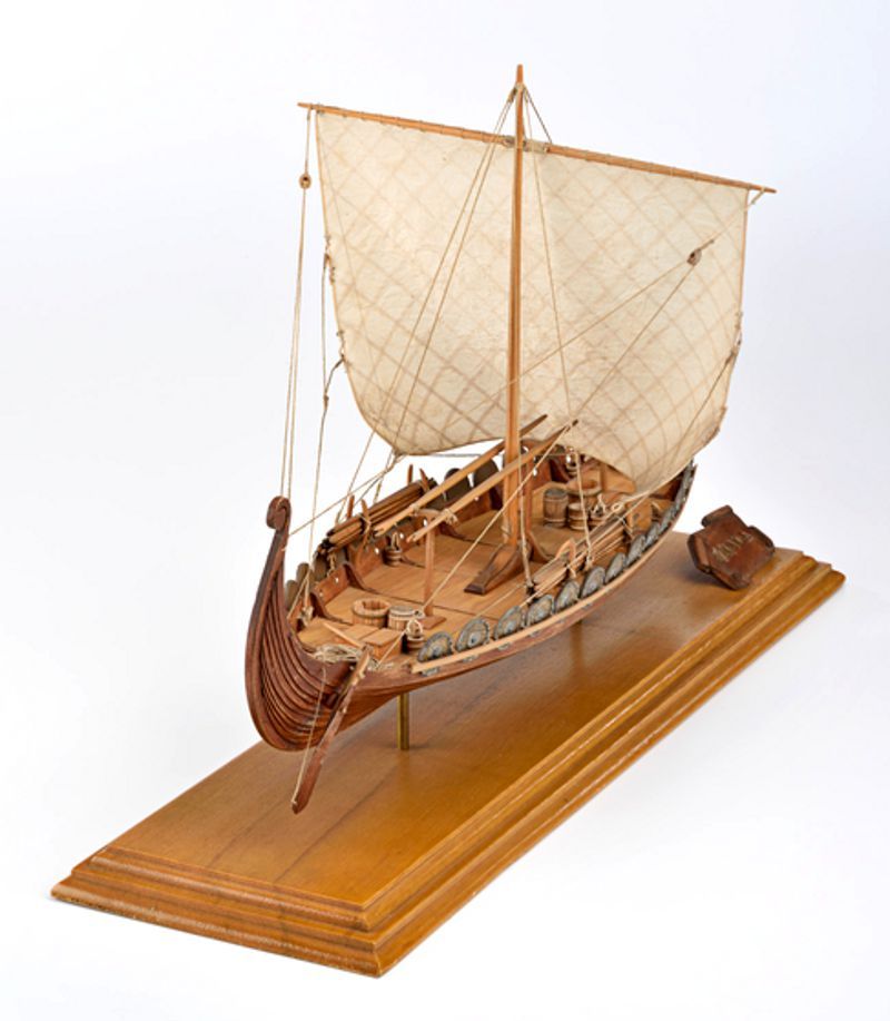 Model vikingské lodi, stavebnice modelu lodi Amati