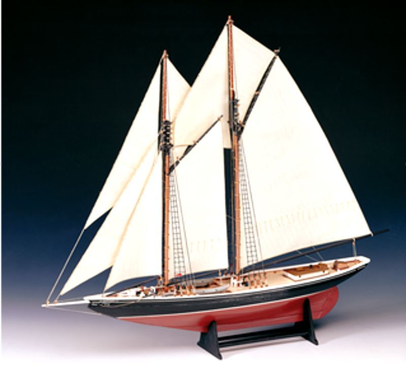 Model lodi Bluenose, stavebnice modelu lodi Amati Model lodi Bluenose, stavebnice modelu lodi Amati