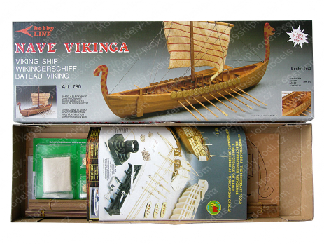Model lodi  Viking, stavebnice Mantua MM780 - obsah balení