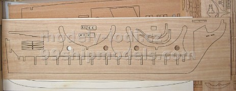 Model lodi  Victory, stavebnice Mantua MM776 - dřevěný materiál